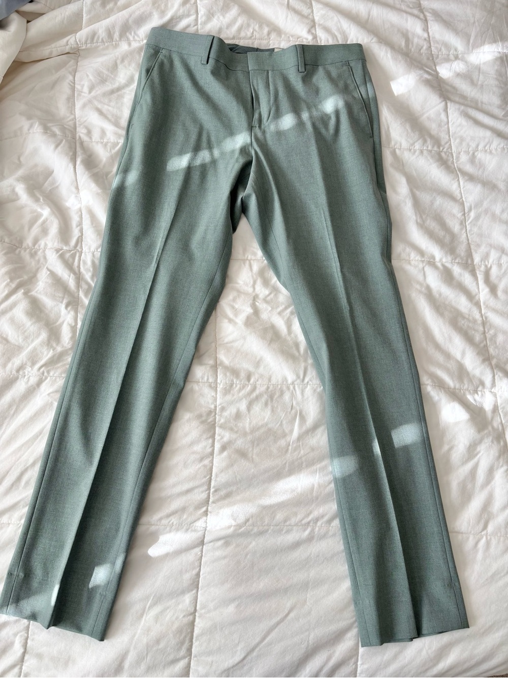 RW&CO. Slim Dress Pants in Sage Green